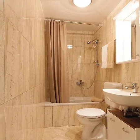 1 Bedroom Awesome In * 풀라